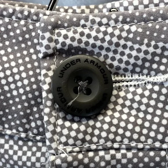 Under Armour UA Fish Hunter Cargo Shorts Mens 32 Loose Heat Gear Digital Camo - Picture 12 of 13